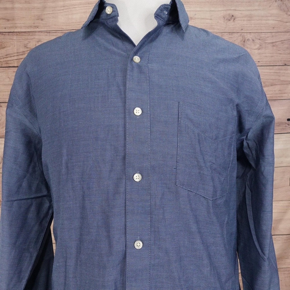 Van‎ Heusen Dress Shirt Mens XL Blue Cotton Polyester Long Sleeve Classic Fit